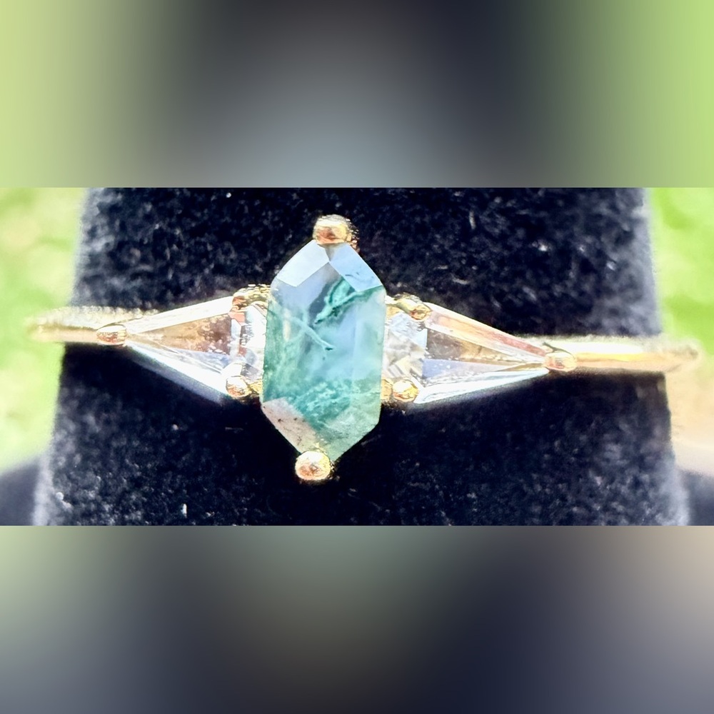 Geometric Hexagon Aquatic Agate Ring Solid 10K Yellow Gold w/ White Topaz 9